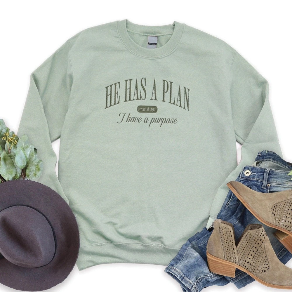 Cute sweatshirt!